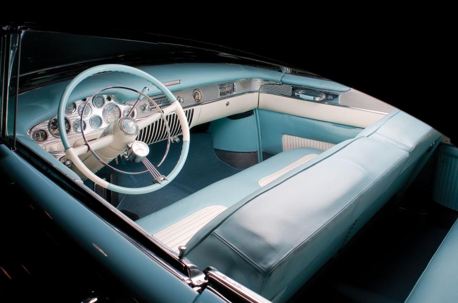  Cadillac Eldorado Supercharged Convertible 1953 года  (фото 4 из 5)